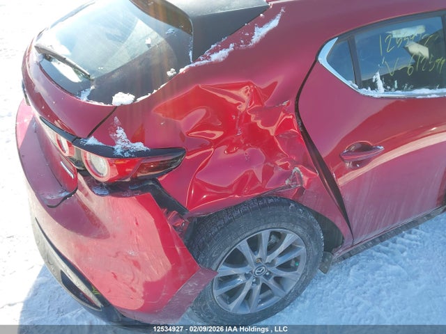 12534927 :رقم المزاد ، JM1BPAK7XP1612599 vin ، 2023 Mazda Mazda3 مزاد بيع