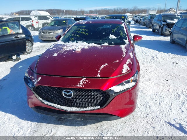 12534927 :رقم المزاد ، JM1BPAK7XP1612599 vin ، 2023 Mazda Mazda3 مزاد بيع