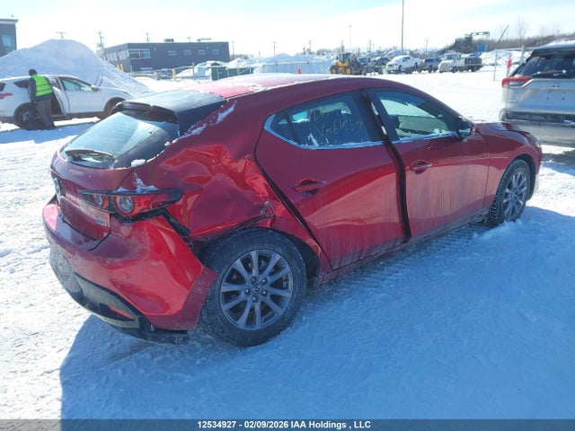 12534927 :رقم المزاد ، JM1BPAK7XP1612599 vin ، 2023 Mazda Mazda3 مزاد بيع