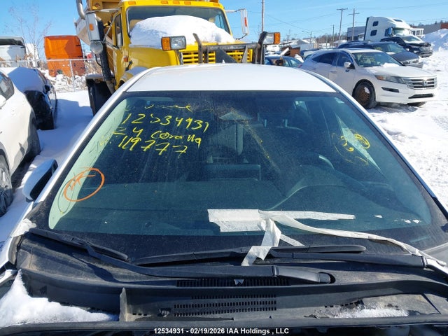 5YFB4MDE2RP119777 Toyota COROLLA LE