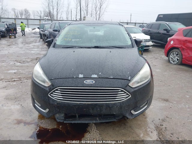 1FADP3N22GL333887 Ford Focus Titanium