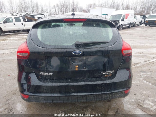 1FADP3N22GL333887 Ford Focus Titanium