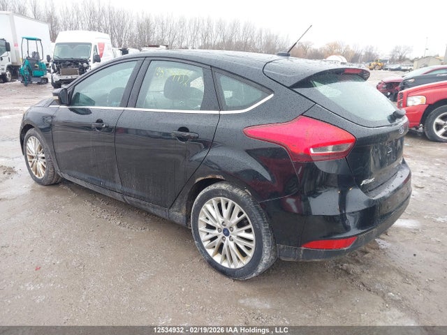 1FADP3N22GL333887 Ford Focus Titanium