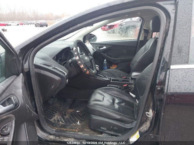 1FADP3N22GL333887 Ford Focus Titanium