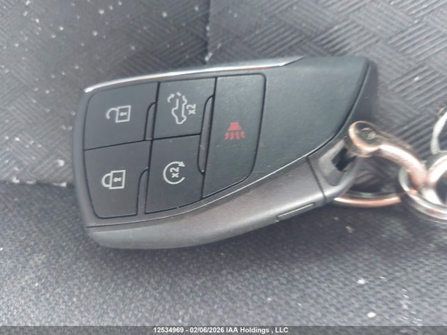 2GCUDEED8N1512583 Chevrolet Silverado 1500 Rst