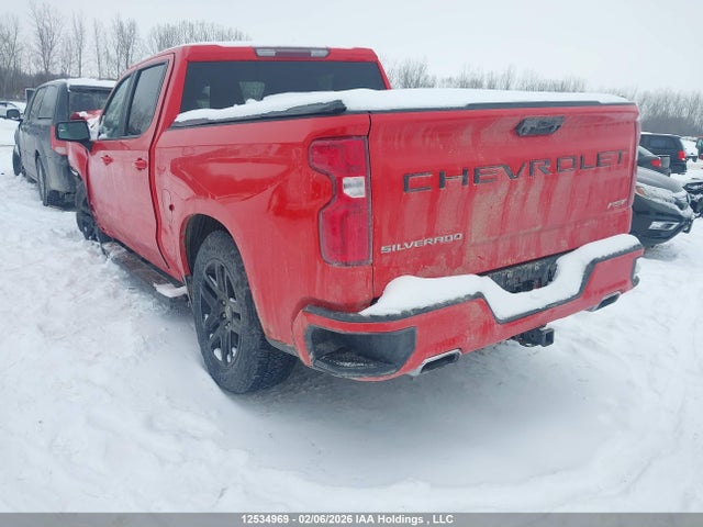 2GCUDEED8N1512583 Chevrolet Silverado 1500 Rst
