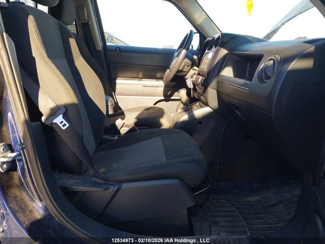 1C4NJRAB2GD580684 Jeep Patriot