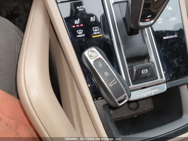 WP1AA2AY6KDA11242 Porsche Cayenne