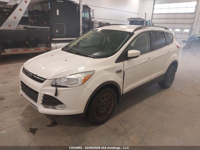 1FMCU9GX9EUE29108 Ford ESCAPE SE