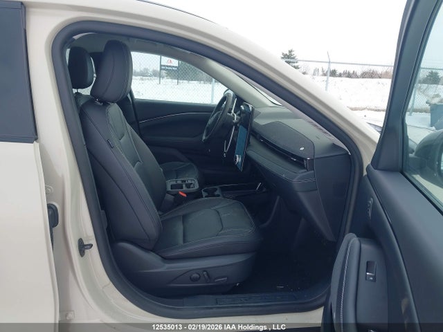 Ford Mustang Mach-e Premium 2025 3FMTK3SU1SMA16910 Image 5