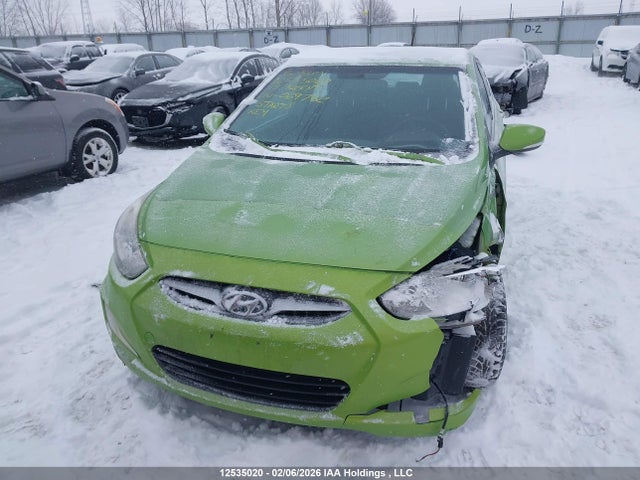 12535020 :رقم المزاد ، KMHCU5AE9DU069742 vin ، 2013 Hyundai Accent Gls/se مزاد بيع