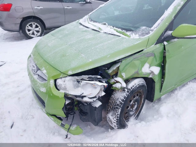 12535020 :رقم المزاد ، KMHCU5AE9DU069742 vin ، 2013 Hyundai Accent Gls/se مزاد بيع