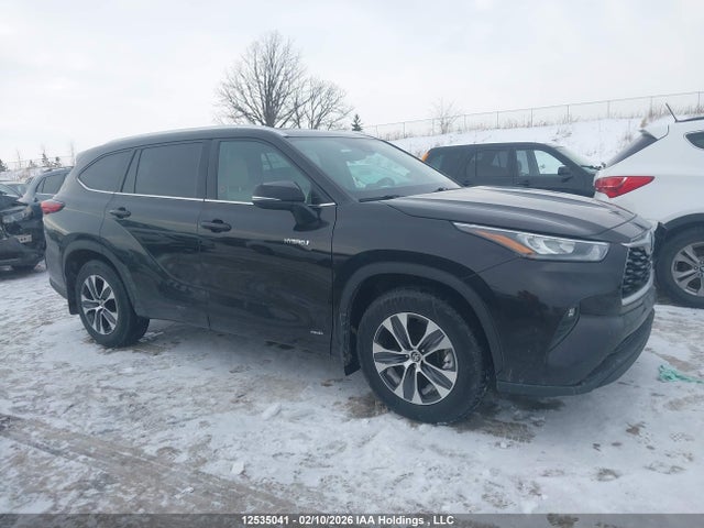 Aukcja sprzedaży 2021 Toyota Highlander Hybrid Xle, vin: 5TDGBRCH4MS018535, numer aukcji: 12535041