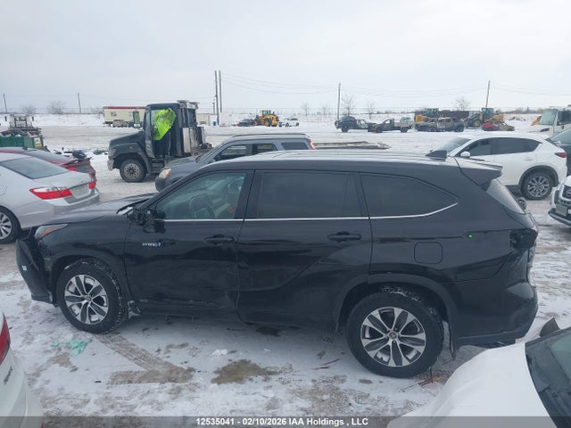 Aukcja sprzedaży 2021 Toyota Highlander Hybrid Xle, vin: 5TDGBRCH4MS018535, numer aukcji: 12535041