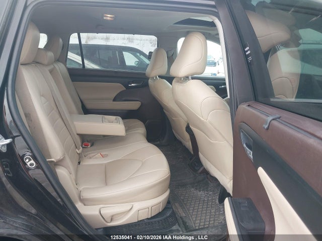 Aukcja sprzedaży 2021 Toyota Highlander Hybrid Xle, vin: 5TDGBRCH4MS018535, numer aukcji: 12535041