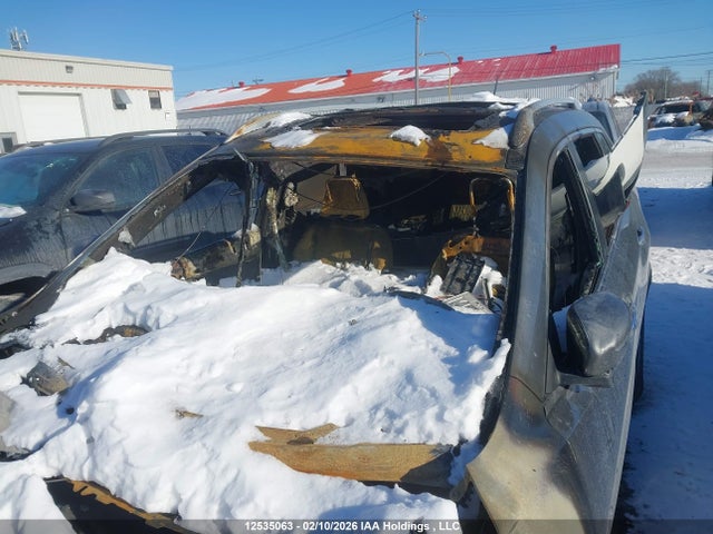 5N1AT2MV9GC885056 Nissan Rogue S/sl/sv