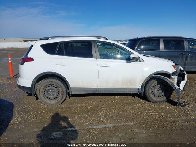 12535074 :رقم المزاد ، 2T3BFREVXHW650087 vin ، 2017 Toyota Rav4 Le مزاد بيع