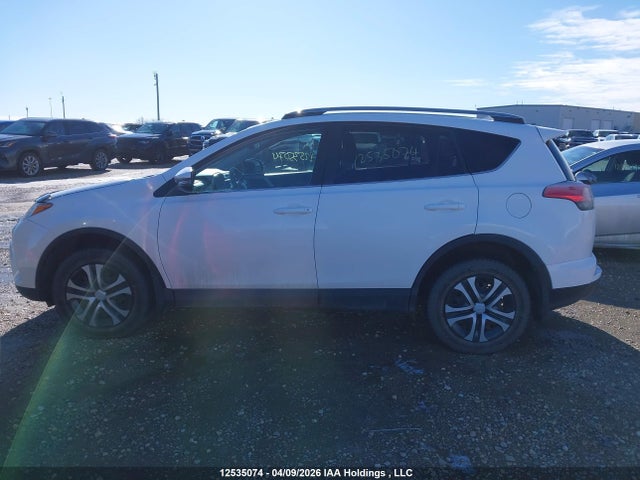 12535074 :رقم المزاد ، 2T3BFREVXHW650087 vin ، 2017 Toyota Rav4 Le مزاد بيع