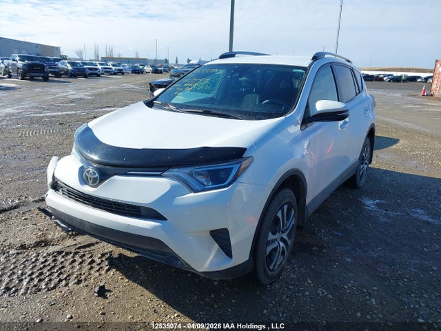12535074 :رقم المزاد ، 2T3BFREVXHW650087 vin ، 2017 Toyota Rav4 Le مزاد بيع