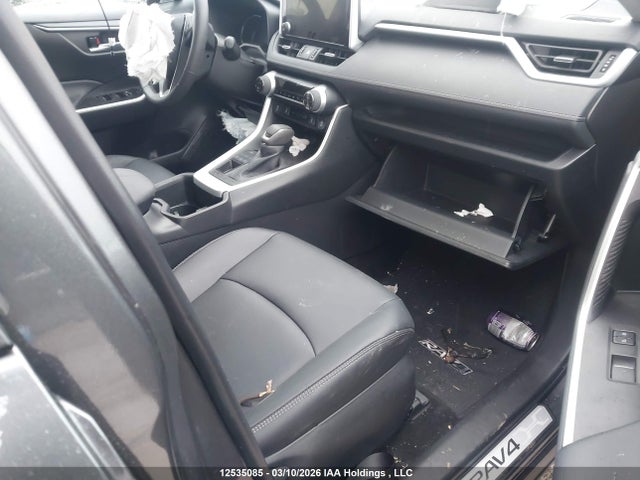 2T3R1RFV9SC540619 Toyota Rav4 Xle/xle Premium