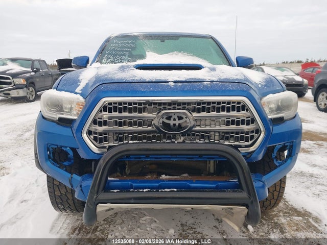 5TFDZ5BN8HX017872 Toyota Tacoma Dbl Cab/sr5/trd Sport/or