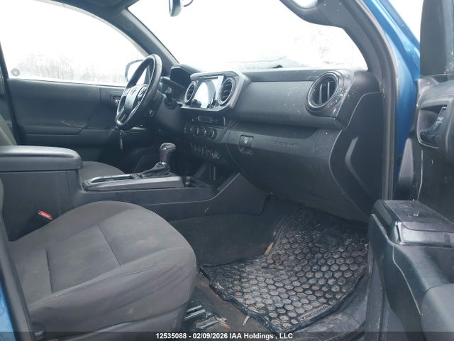 5TFDZ5BN8HX017872 Toyota Tacoma Dbl Cab/sr5/trd Sport/or
