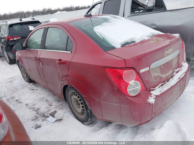 1G1JC5SH0F4175984 Chevrolet Sonic