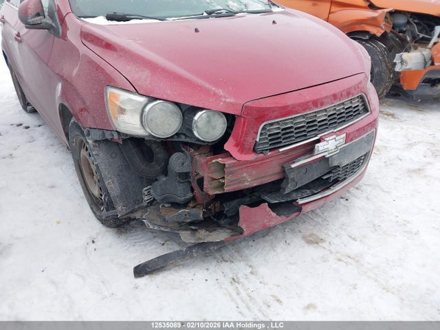 1G1JC5SH0F4175984 Chevrolet Sonic
