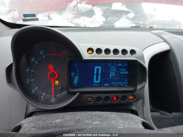 1G1JC5SH0F4175984 Chevrolet Sonic