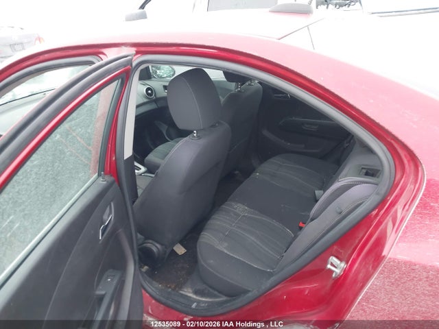 1G1JC5SH0F4175984 Chevrolet Sonic