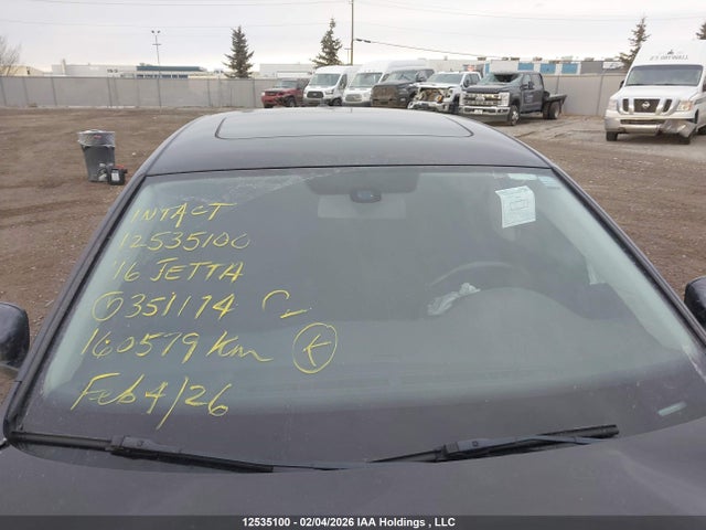 3VWD07AJ2GM351174 Volkswagen Jetta