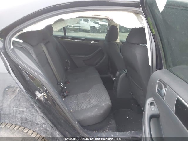 3VWD07AJ2GM351174 Volkswagen Jetta