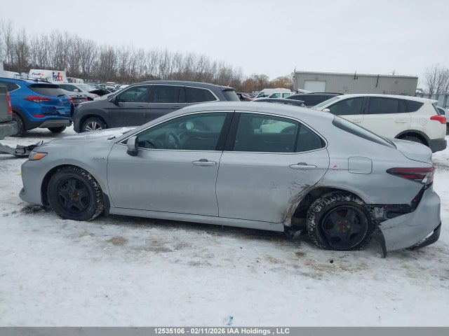4T1C31AK4MU557157 Toyota Camry Hybrid Le