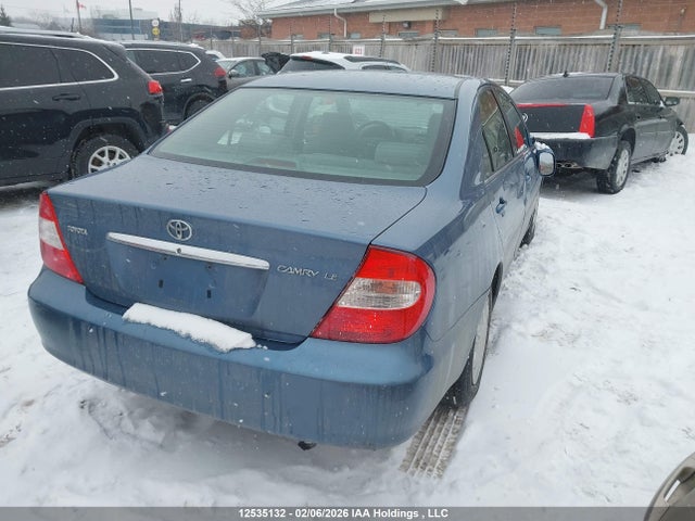 12535132 :رقم المزاد ، JTDBE32K220005245 vin ، 2002 Toyota Camry Le/xle مزاد بيع