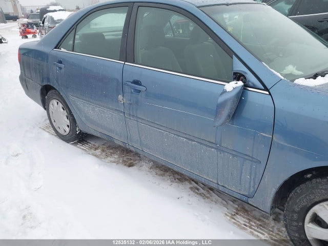 12535132 :رقم المزاد ، JTDBE32K220005245 vin ، 2002 Toyota Camry Le/xle مزاد بيع
