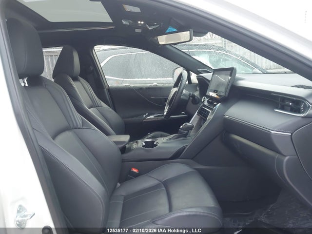 Toyota Venza Limited 2021 JTEAAAAH1MJ061820 Image 5