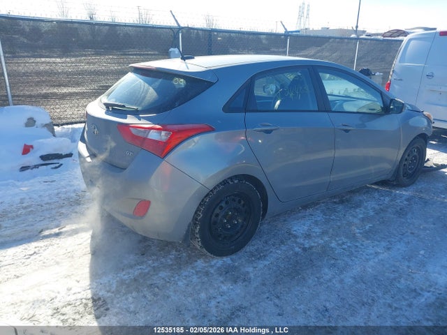 KMHD25LHXFU244830 Hyundai Elantra Gt Gl