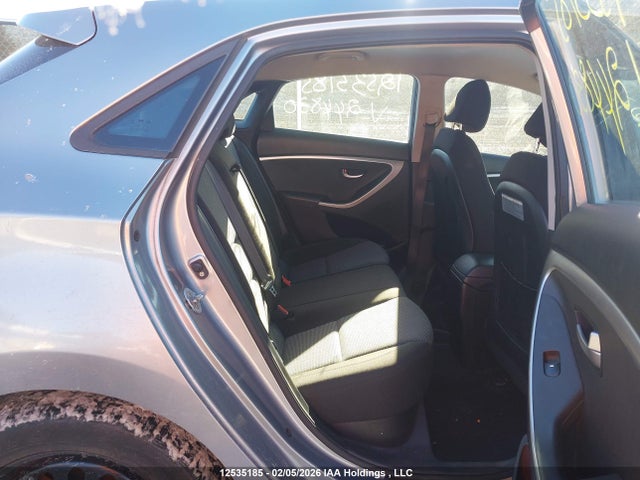 KMHD25LHXFU244830 Hyundai Elantra Gt Gl