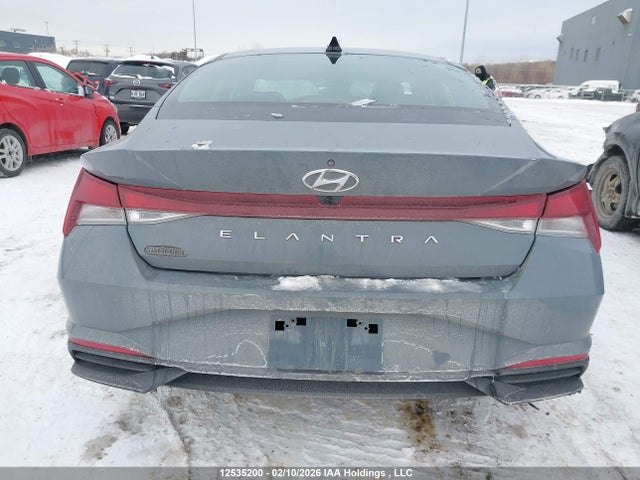 KMHLM4AG0NU286027 Hyundai Elantra