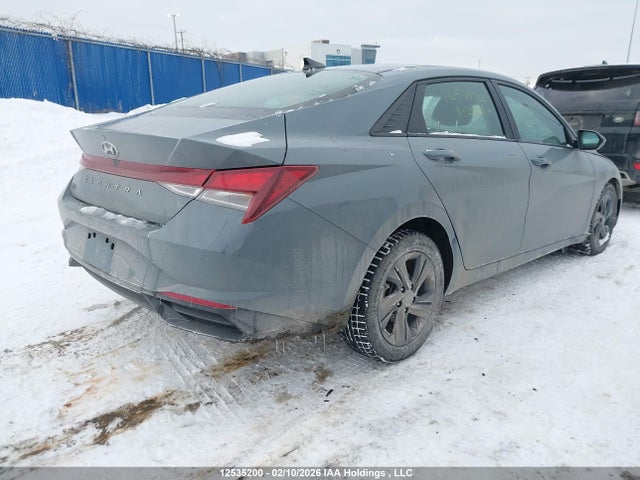 KMHLM4AG0NU286027 Hyundai Elantra