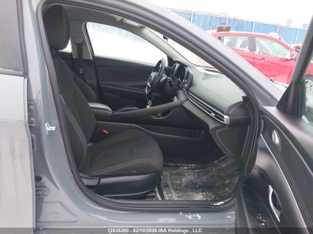 KMHLM4AG0NU286027 Hyundai Elantra