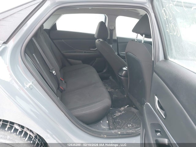 KMHLM4AG0NU286027 Hyundai Elantra