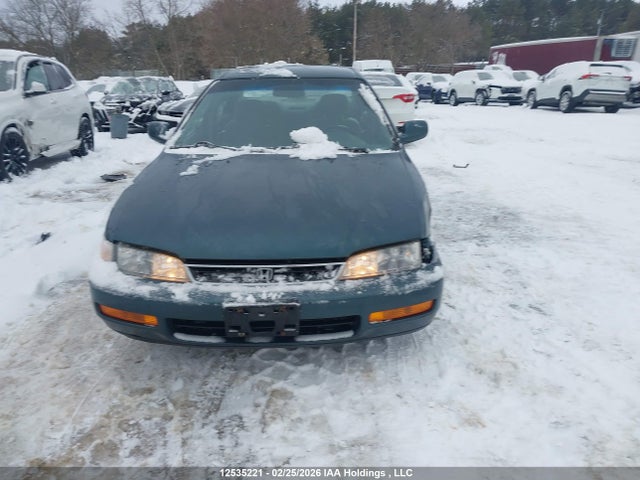 1996 Honda Accord Lx/ex მანქანა იყიდება აუქციონზე, vin: 1HGCD5643TA807394, აუქციონის ნომერი: 12535221