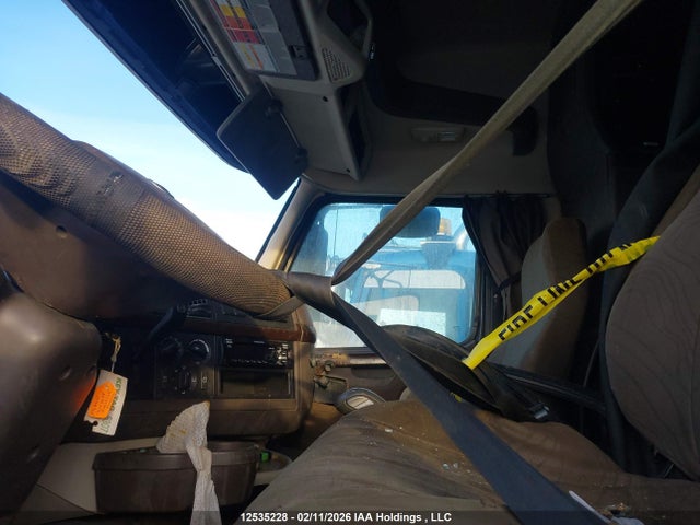4V4NC9EJ9JN993574 Volvo VNL