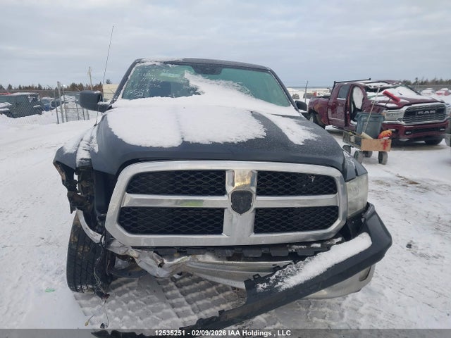 1C6RR7KMXKS707658 RAM 1500 Classic Tradesman