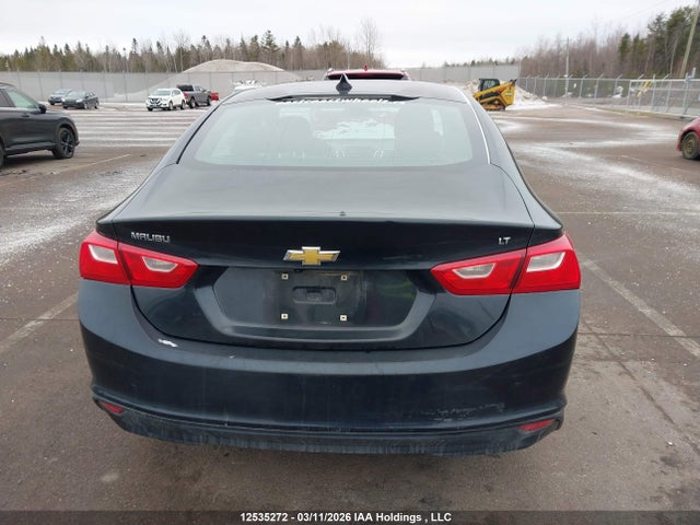 1G1ZE5ST2HF154661 Chevrolet MALIBU 1LT