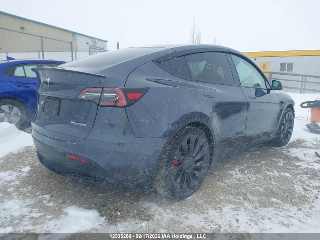 Tesla Model Y 2023 7SAYGDEF8PF695071 Image 4
