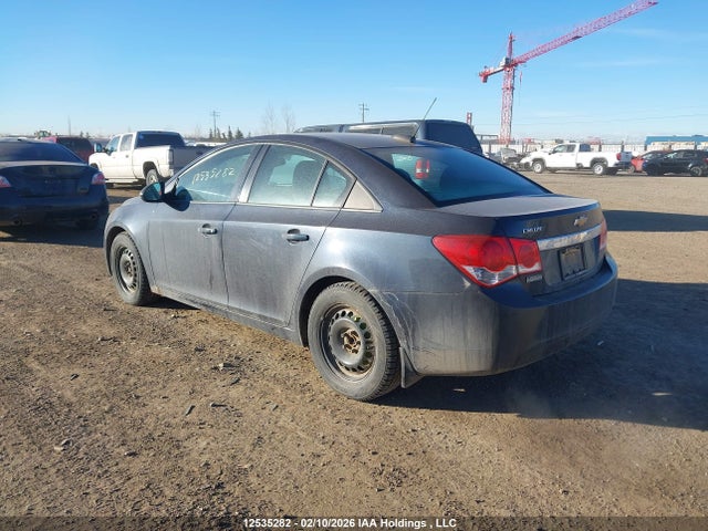 1G1PL5SH3G7101985 Chevrolet Cruze Limited 2ls
