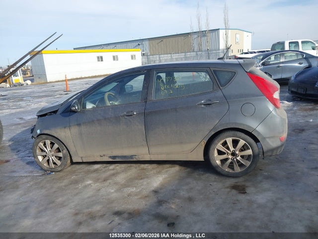 12535300 :رقم المزاد ، KMHCU5AE3DU077111 vin ، 2013 Hyundai Accent Gls مزاد بيع