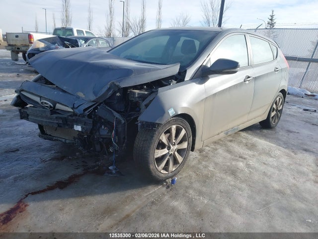 12535300 :رقم المزاد ، KMHCU5AE3DU077111 vin ، 2013 Hyundai Accent Gls مزاد بيع
